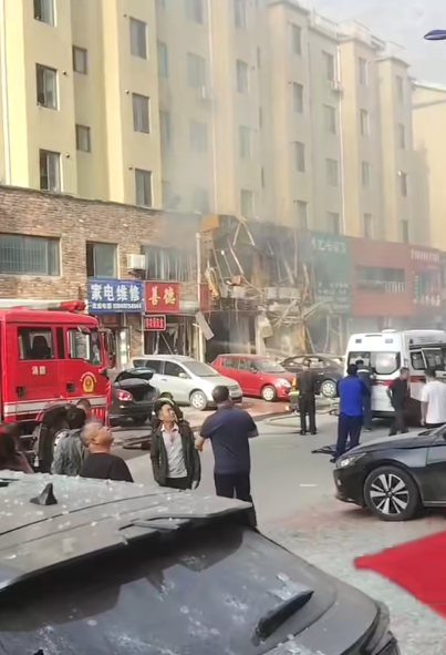 特朗普国际酒店门前汽车爆炸1死7伤,连贯评估执行_冒险款92.96.89